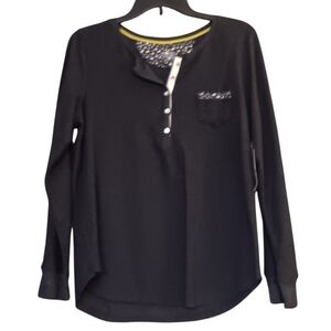 Women's Black Long Sleeve Top